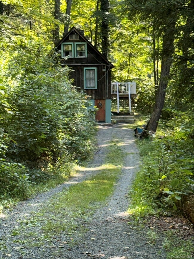 38 Horse Shoe Bend Rd