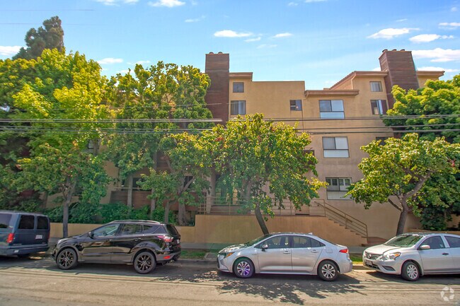 Building Photo - 12412 Texas Ave Unit 101 Rental