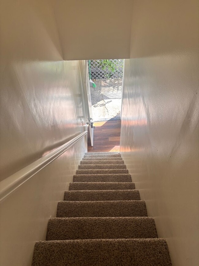 Photo - S Oak Apartment Unit 2