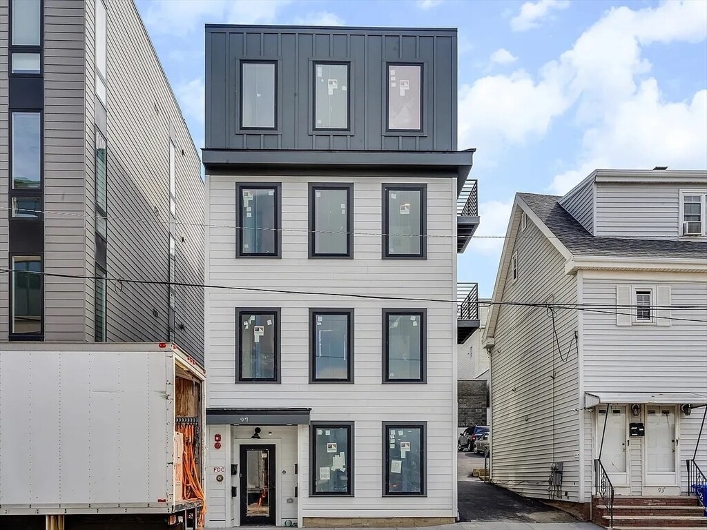 Photo - 97 Condor St Unit 3