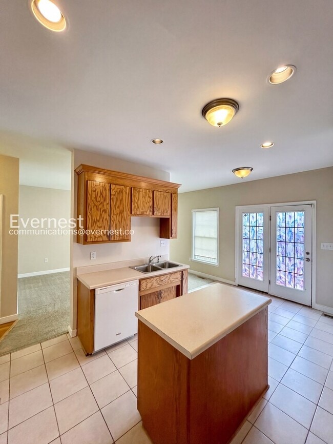 Photo - 1713 Jacquelin St