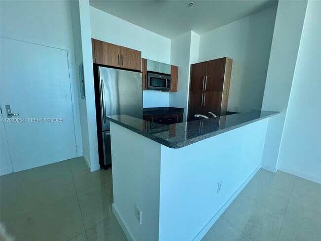Photo - 300 S Biscayne Blvd Unit PH-3907
