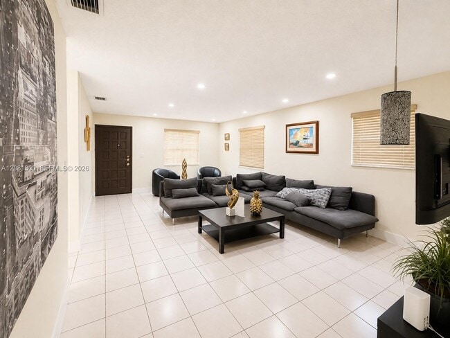 2245 SW 62nd Ave