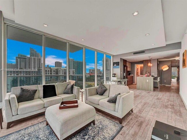 Photo - 600 NE 27th St Unit 805