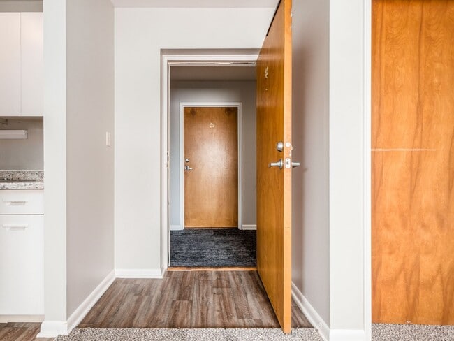 Photo - Star King Apartments