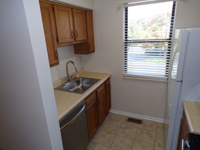 Photo - 144 Woodhaven Dr