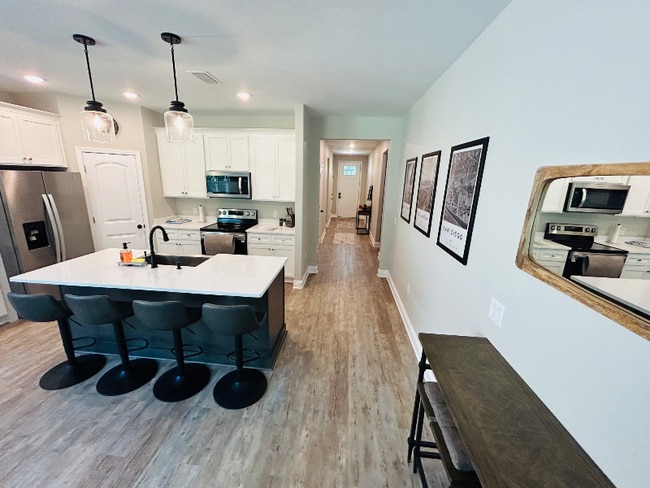 Photo - 5991 Born Dr