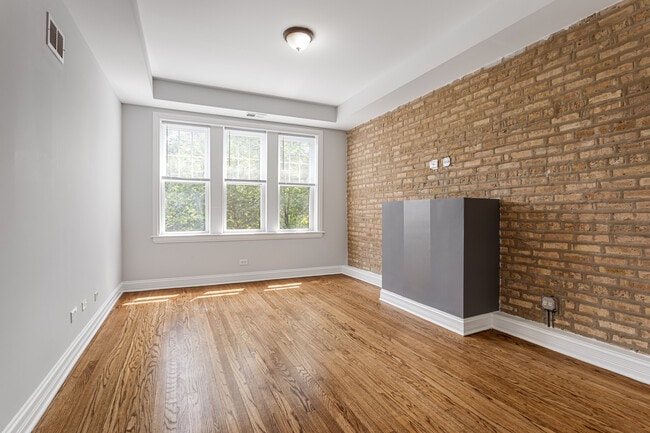 Photo - 7326 N Damen Ave Unit 3