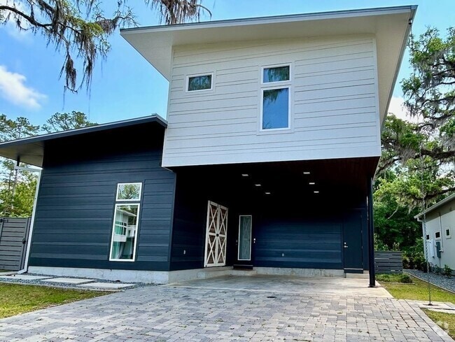 Building Photo - 2279 Lake Hall Rd Rental
