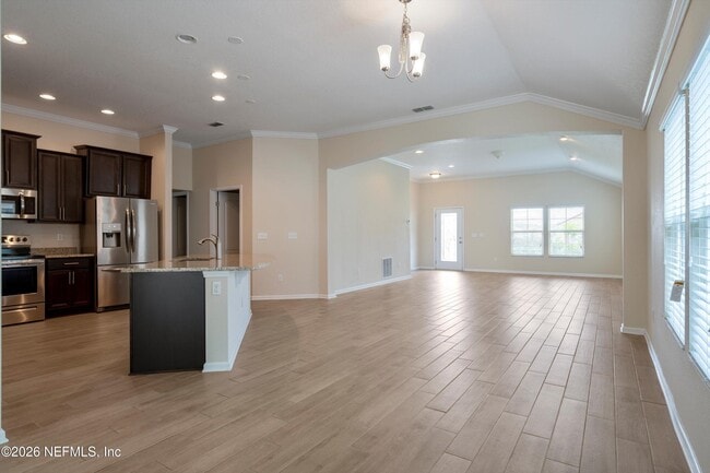 Photo - 12304 Itani Wy
