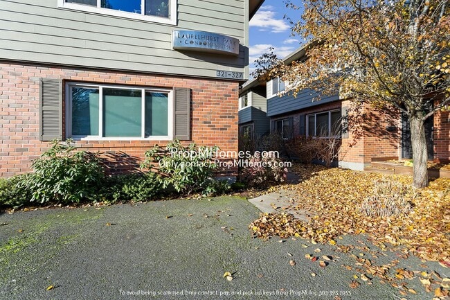 Photo - Wonderful Two Bedroom Condo In SE Portland!