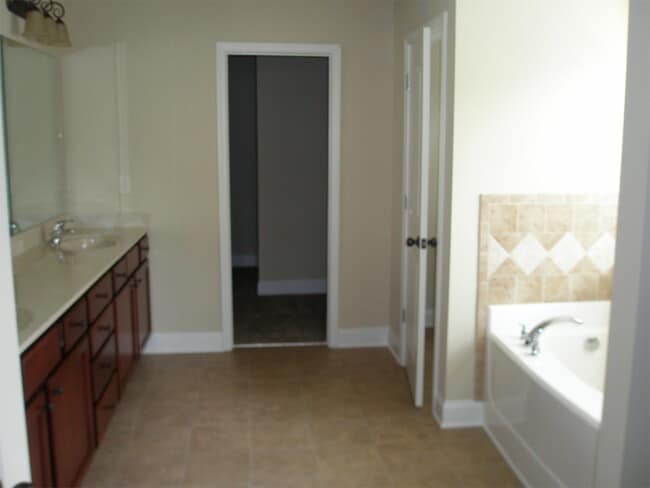 Photo - 3645 Fallen Oak Ln