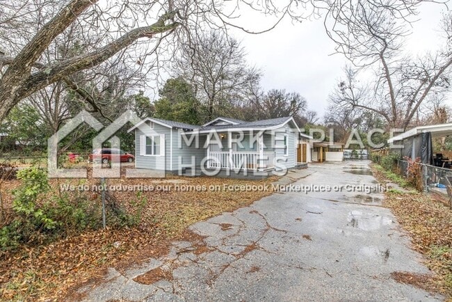 Photo - 955 Putnam St