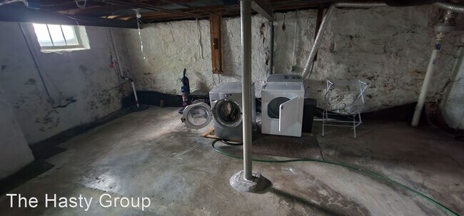 Photo - 3 br, 2 bath House - 2502 W 51st Street