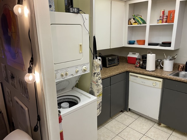 Photo - 417 Grand Blvd Unit B