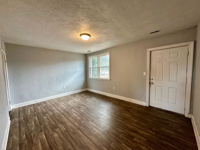 Photo - 706 Miller Rd Unit 706 B