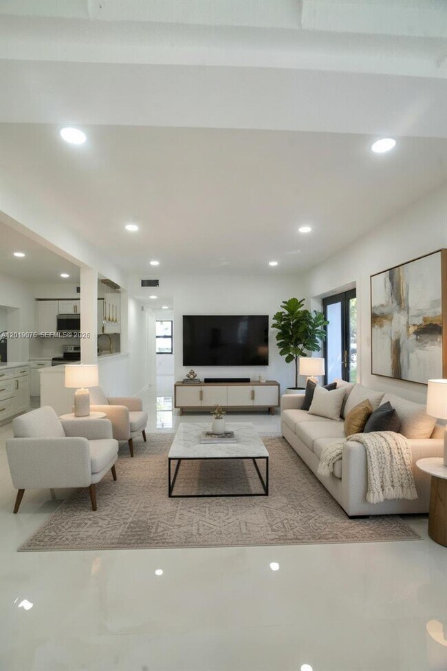 Photo - 315 NW 127th St