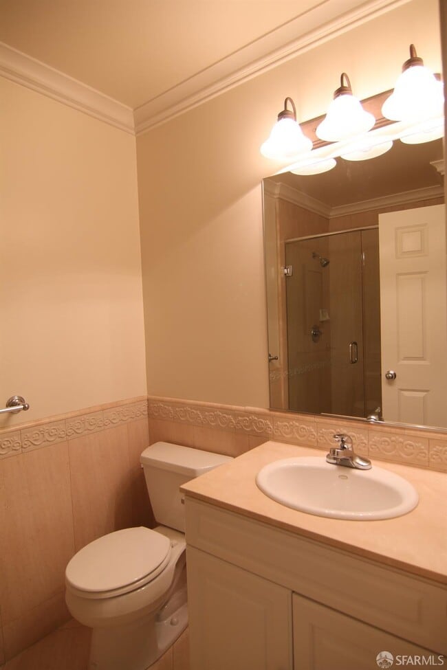 Photo - 471 7th Ave