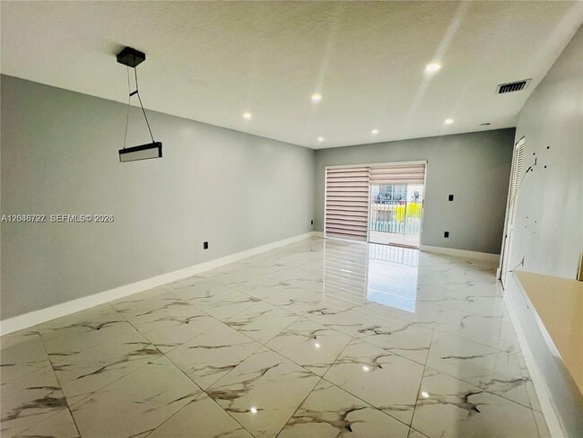 12526 NW 11th Trail