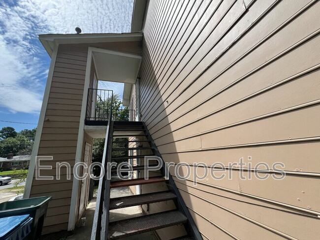 Photo - 2532 S Roxboro St Unidad D