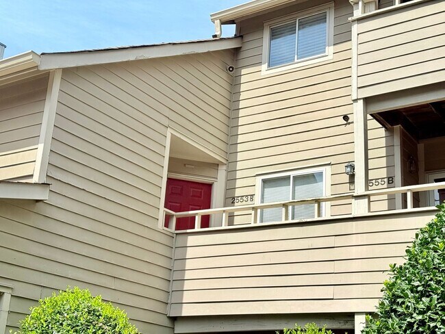 Photo - 2553 Stockbridge Dr