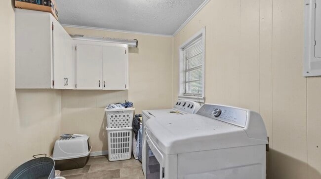 Photo - 308 SW Johnson St