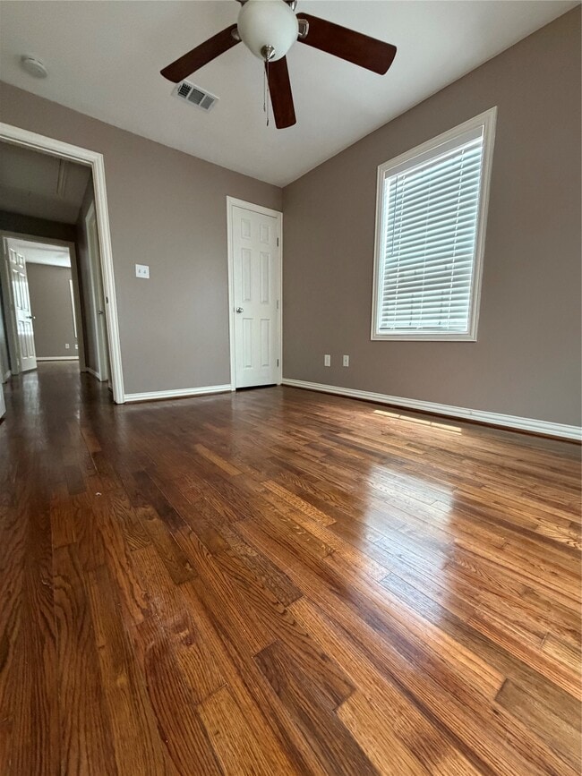 Photo - 2908 Wentworth St