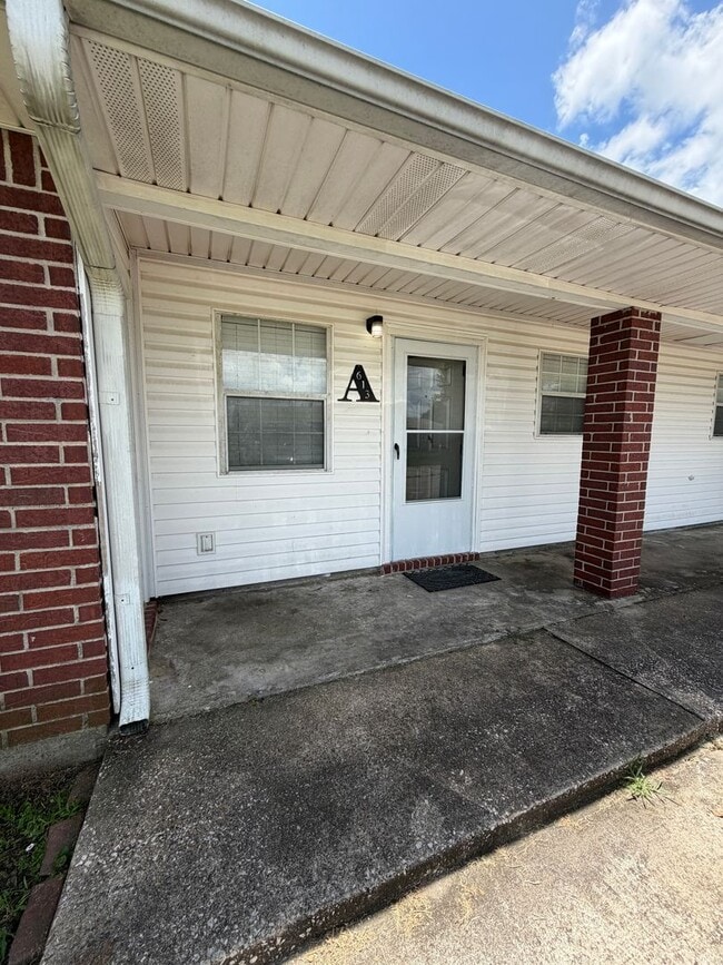 Photo - Kinney Street A &amp; B Unit A