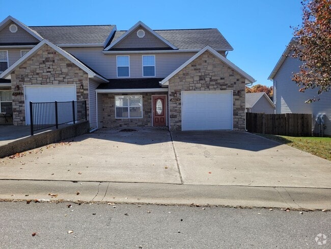 Building Photo - 16212 Holy Cross Ln Unit 16212 A Holy Cross Rental
