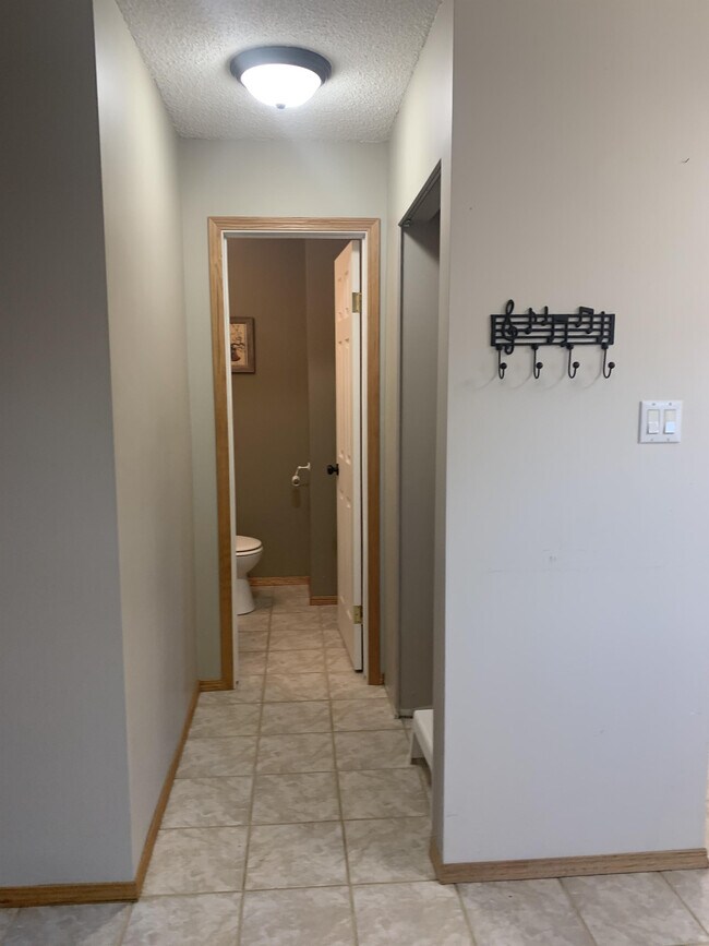 Photo - 5200 43rd St NE