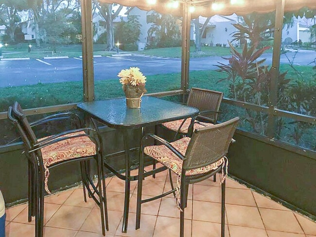 Photo - 5614 Hammock Ln Unit 113