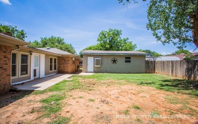 Photo - 5504 73rd St