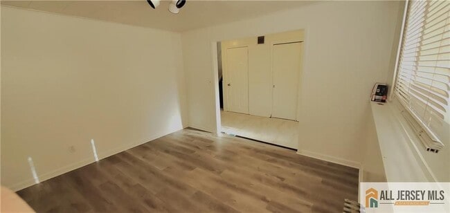 Photo - 40 Beverly Ave