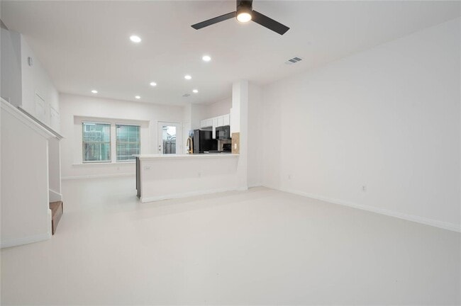 Photo - 4514 Truth Wy