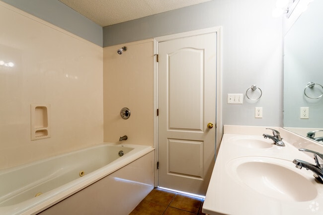 3HAB, 2.5BA - Southwind Townhomes