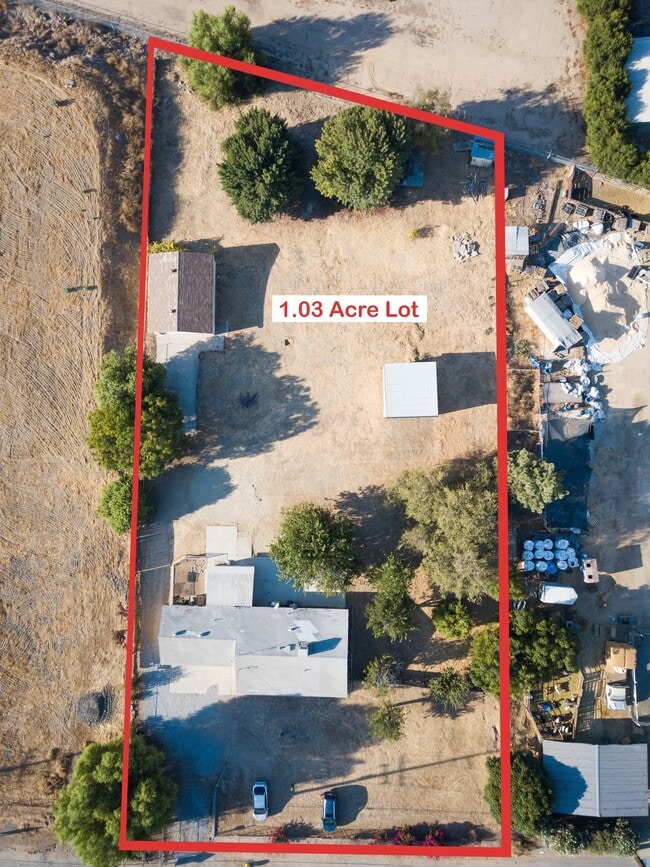 Photo - 20724 Palomar St Casa