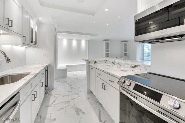 Photo - 222 Harbour Dr Unit 114