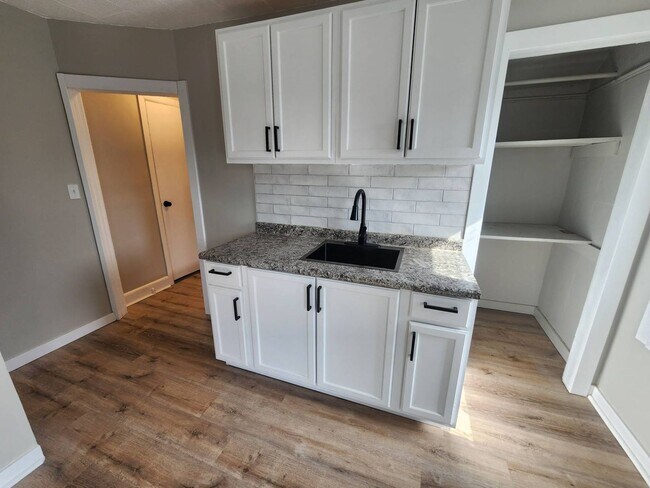 Photo - 3193 W 50th St Unit UP