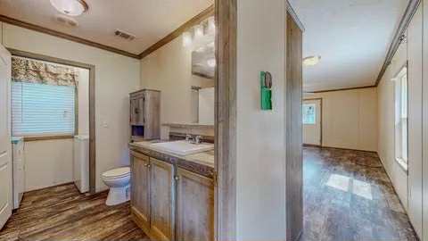 Photo - 8468 Princeton St