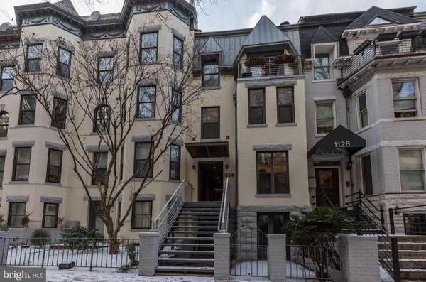 Photo - 1124 25th St NW Unit 202