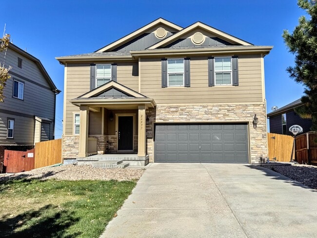 Building Photo - 24977 E Lake Dr