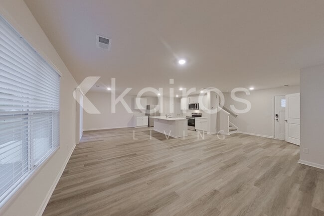 Photo - 130 Inez Ave