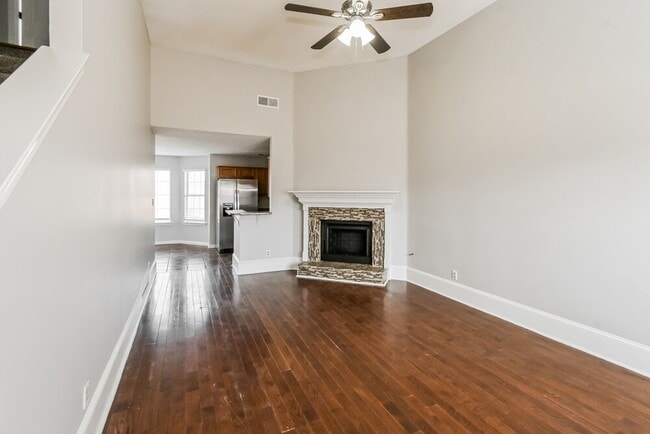 Photo - 971 Lorena Cove