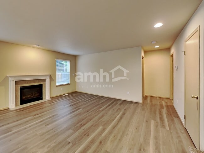 Photo - 20507 193rd Avenue Ct E