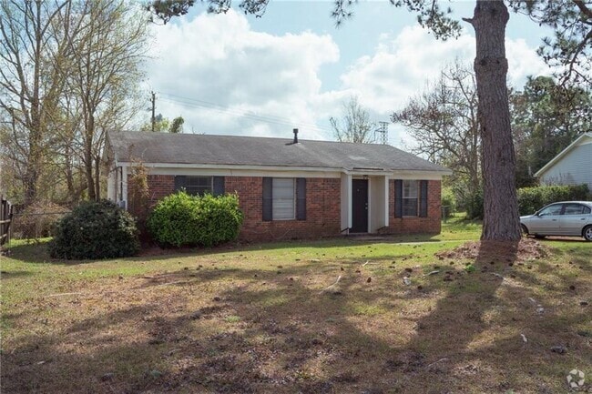 Building Photo - 9801 Trailwood Dr S Rental