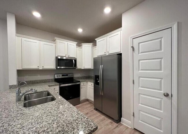 Photo - 44 Sandhill Pines Dr