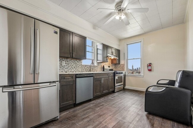 Photo - 310 Palisade Ave Unit 2