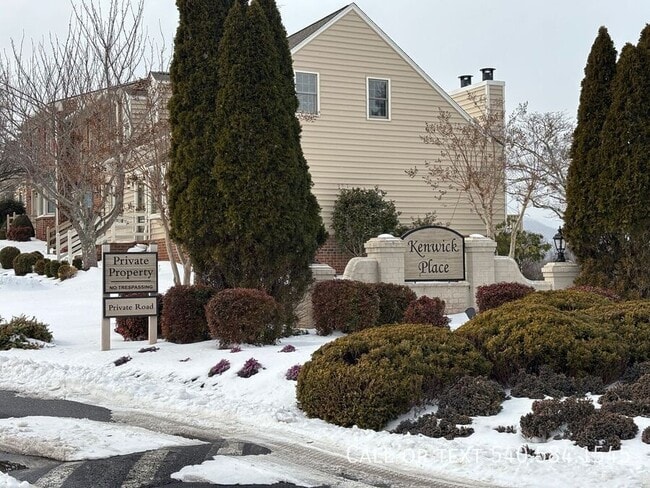 Photo - 3776 Kenwick Trail