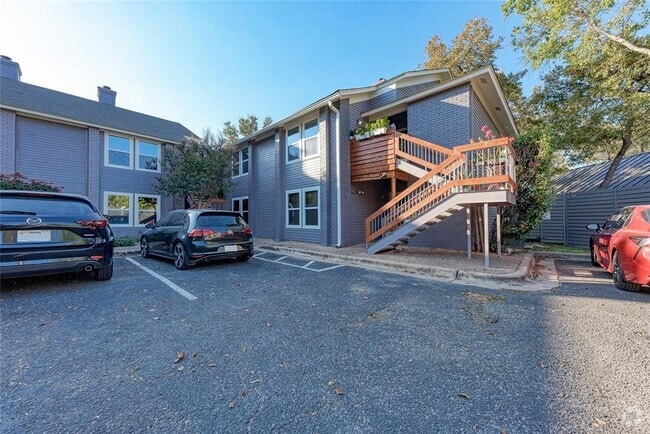 Building Photo - 2106 Nickerson St Unit 204 Rental
