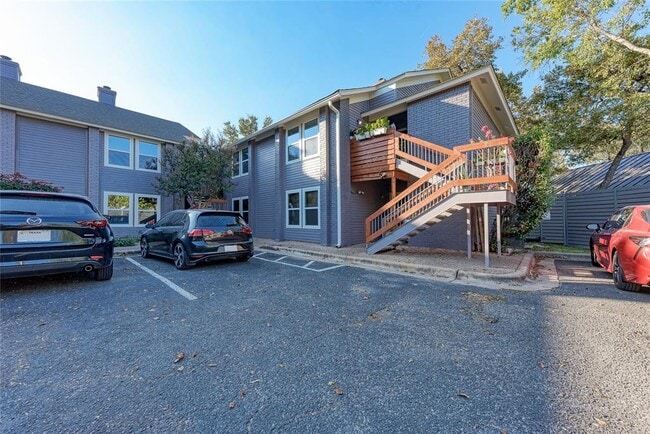 Photo - 2106 Nickerson St Apartment Unit 204